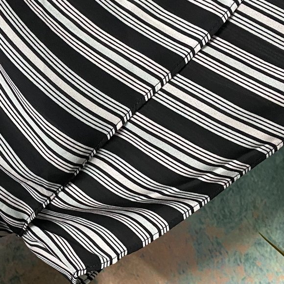 📌 Violet & Claire Carmen Style striped Blouse with wide Short Sleeves - Picture 10 of 10